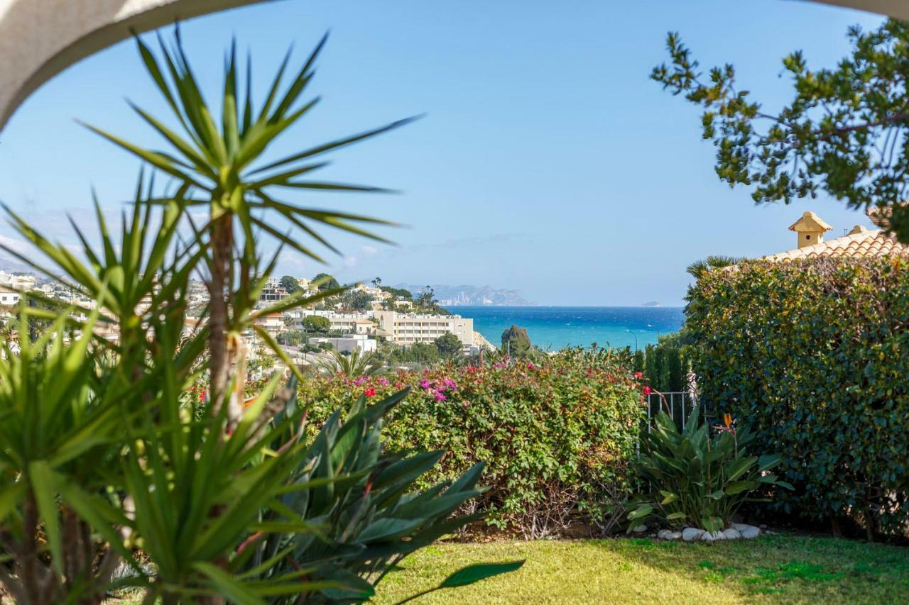 Bright Villa With Salt Water Pool El Campello Buitenkant foto